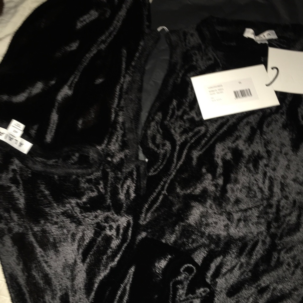 Alaïa Black Velvet hooded Dress FR 40 Runway Great deal Hooded asymmetric gown - Picture 6 of 12